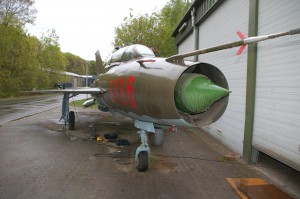 bootonderdelen maasbracht russische mig21 past niet in bevrijdende vleugels in best bootonderdelen maasbracht russische mig21 past niet in bevrijdende vleugels in best